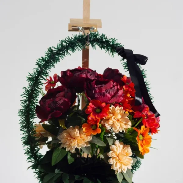 Корзина ритуальная, пионы бордовые